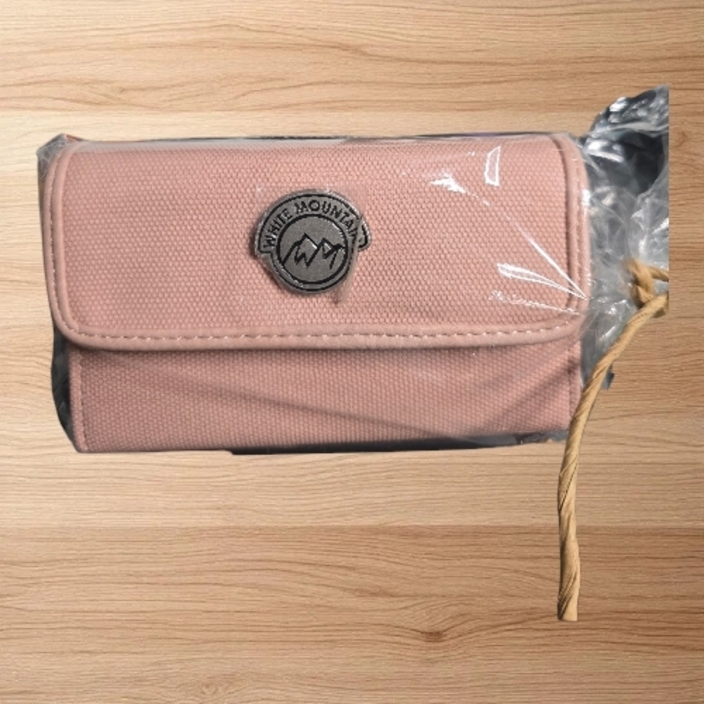 The Mountain Pink Women's Wallet